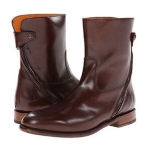 New Frye Boots - Abigail Zip Short Size 8
